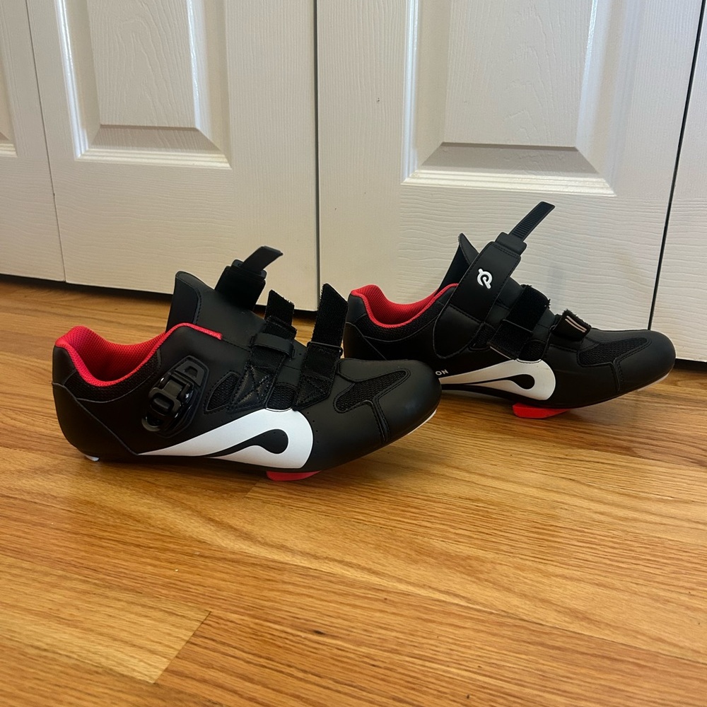 Men’s Peleton Black and Red Cycling Shoes Size 12